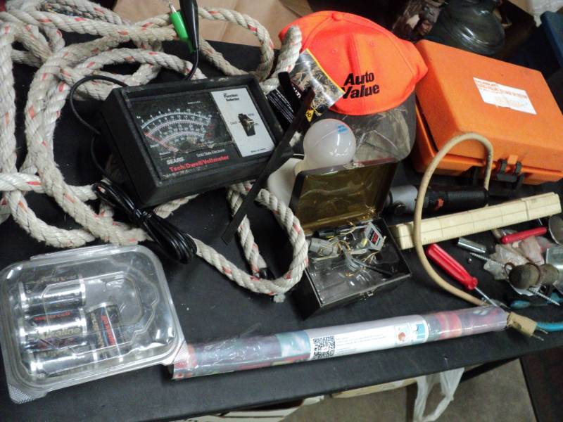 lot 40 image: Rope, Misc Tools see all pictures...