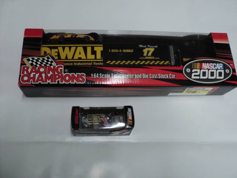 lot 96 image: Nascar 2000...