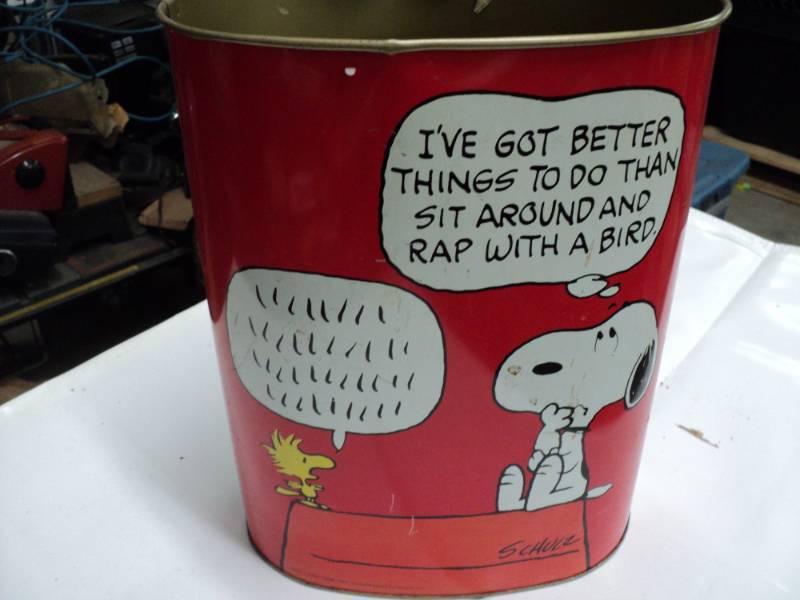 lot 108 image: Snoopy Metal Waste Basket 13 Tall...
