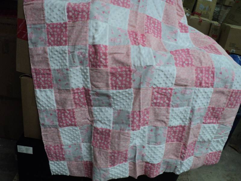 lot 114 image: Quilt Top 42 x 57...