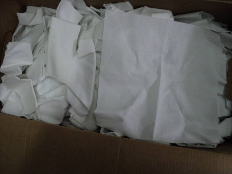 lot 159 image: Box of 11 Square White Material...