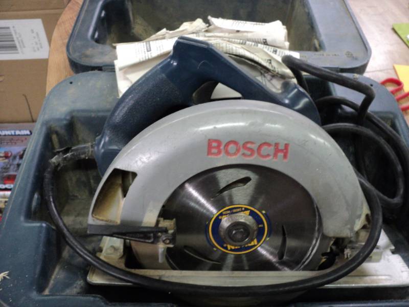 lot 160 image: Bosch Saw in Case...