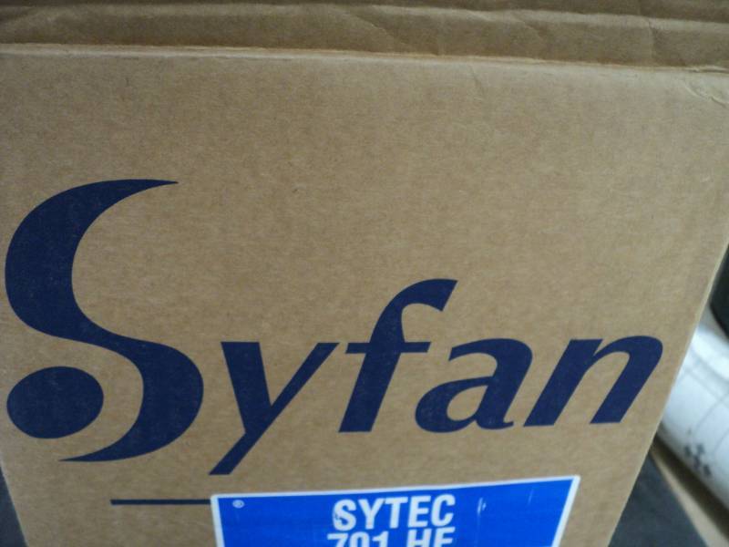 lot 194 image: Syfan Sytec 701E- is a cross linked...
