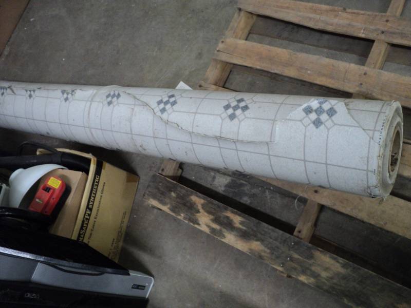 lot 197 image: 6 Ft wide, Roll of Linoleum length...