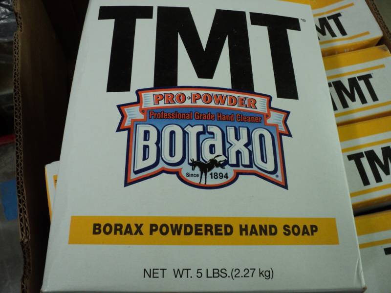 lot 213 image: 9 Boxes TMT Boraxo Powered Hand Soa...