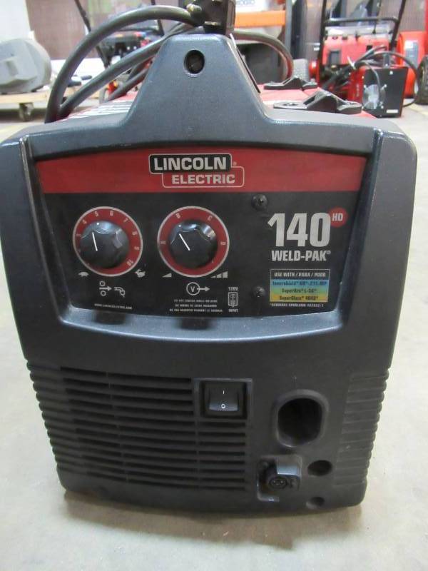 lot 5 image: Lincoln Electric Weld Pak 140 HD Wire-Feed Welder, K2514-1 - Does not turn On - Missing stick and ground