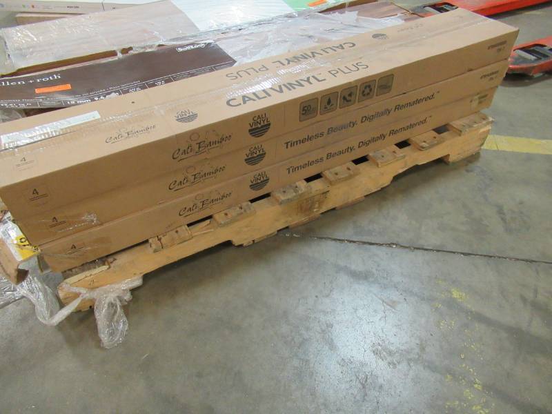 lot 160 image: Cali Bamboo Cali Vinyl 10-Piece 7.125-in x 48.03-in White Aspen Luxury Locking Vinyl Plank Flooring 7904006000 - 3 Cases