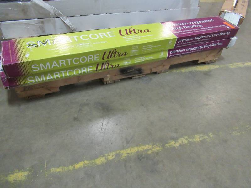 lot 165 image: SMARTCORE Ultra 8-Piece 5.91-in x 48.03-in Savannah Oak Luxury Locking Vinyl Plank Flooring 50SLVF605 - 2 Cases