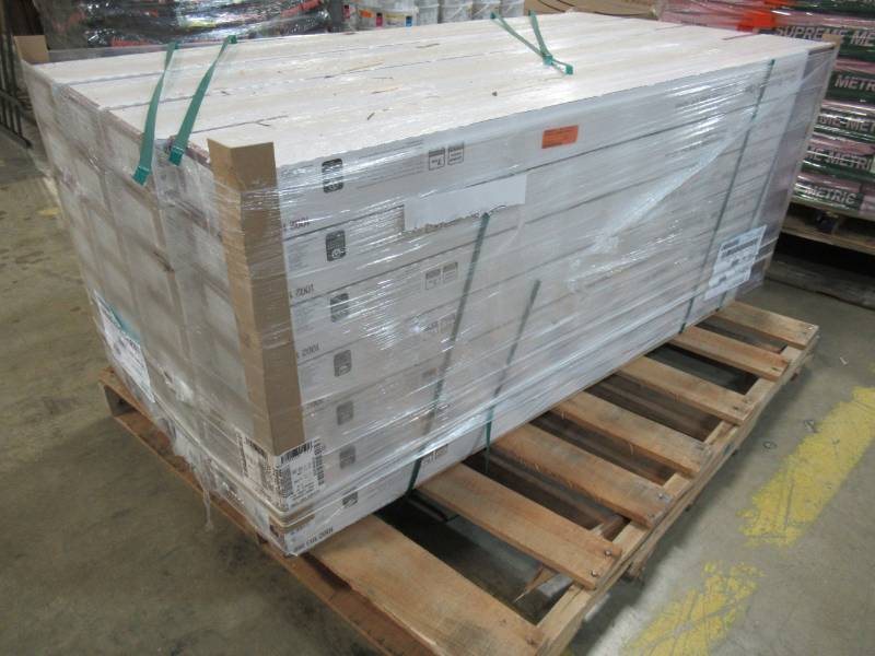 lot 197 image: Home Decorators Collection Rivendale Oak 12 mm T x 6.26 in. W x 54.45 in. L Laminate Flooring 37197 AV (16.57 sq. ft.  case) - 28 Cases