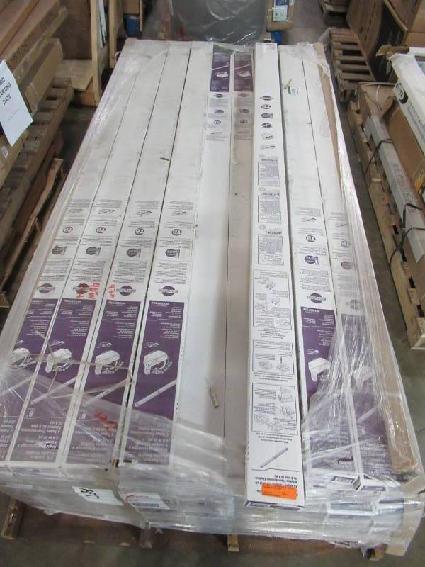 lot 90 image: 10 Metalux 32-Watt 4-Light White 8 ft. Tandem Fluorescent Strip Lights, 8TSSF232.