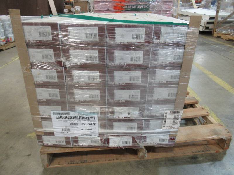 lot 197B image: Home Decorators Collection Rivendale Oak 12 mm T x 6.26 in. W x 54.45 in. L Laminate Flooring 37197 AV (16.57 sq. ft.  case) - 28 Cases