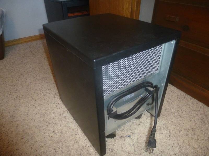 lot 8 image: Optimus Ceramic Heater