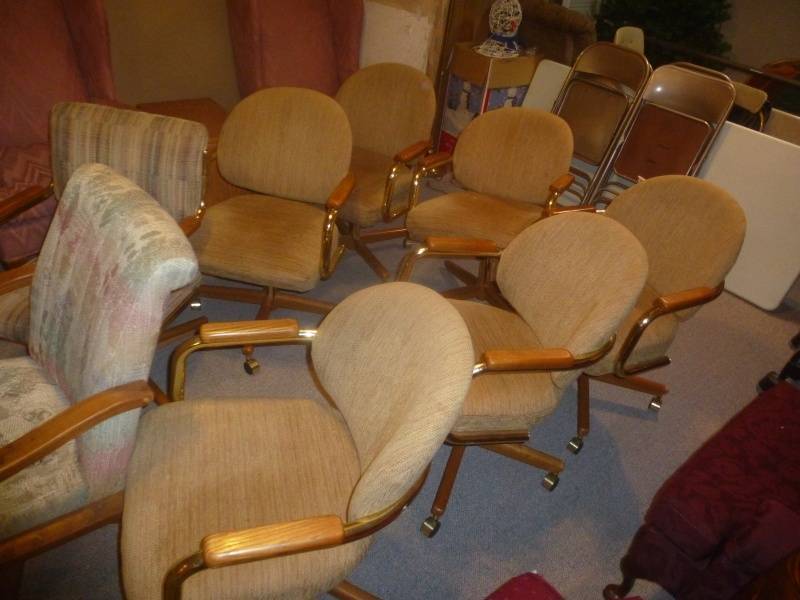lot 42 image: Assorted Swivel Chairs