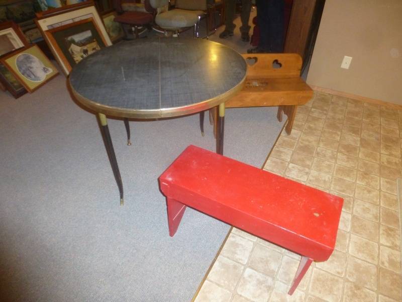lot 48 image: Round Table & Benches
