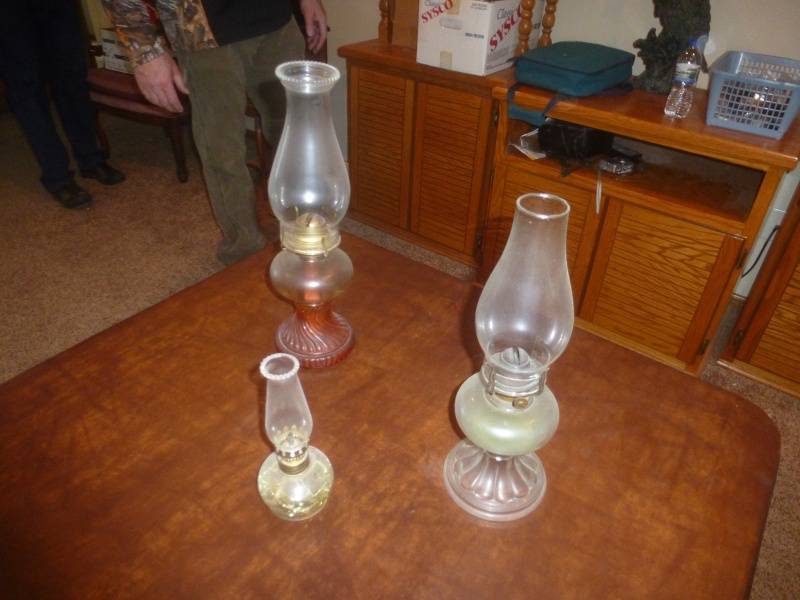lot 115 image: Item # 60 Antique Oil Lamps