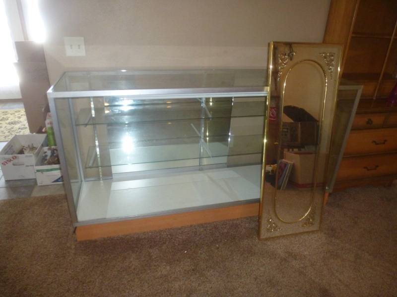 lot 131 image: Item # 76 Glass Display Case
