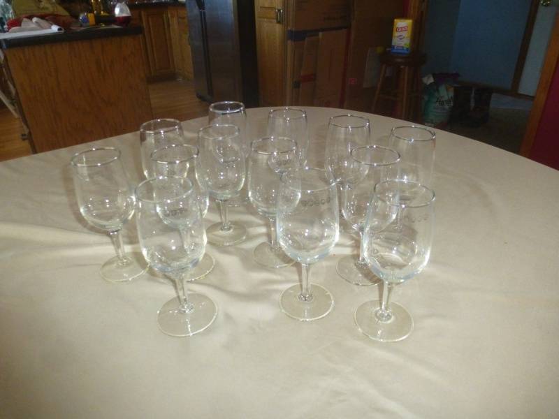 lot 139 image: Item # 84 Wine Glasses