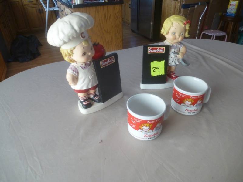 lot 157 image: Item # 89 Campbells Soup Collection