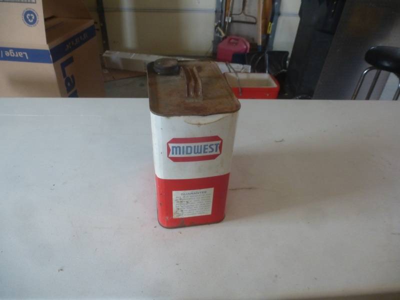 lot 167 image: Item #111 Antique Midwest Oil Can