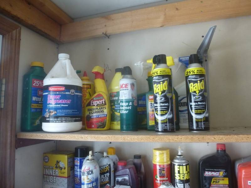 lot 203 image: Item # 149 Chemicals