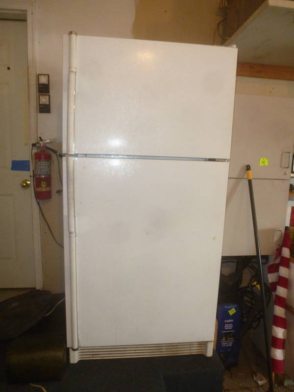 lot 208 image: Item # 154 Maytag Fridge