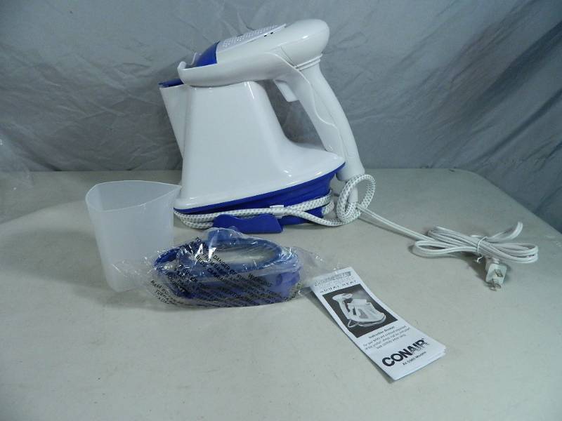 lot 86 image: New Conair Extreme Steam Fabric Steamer with Dual Heat