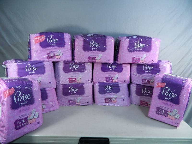 lot 90 image: 624 New Poise Pads