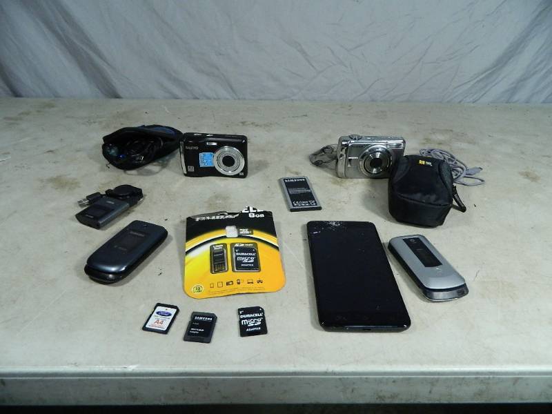 lot 108 image: Cellphones, Cameras, and More