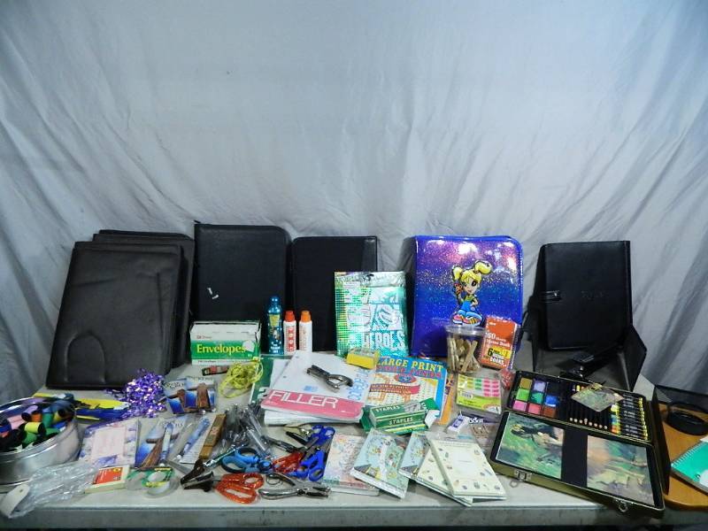lot 125 image: Craft and Office Items
