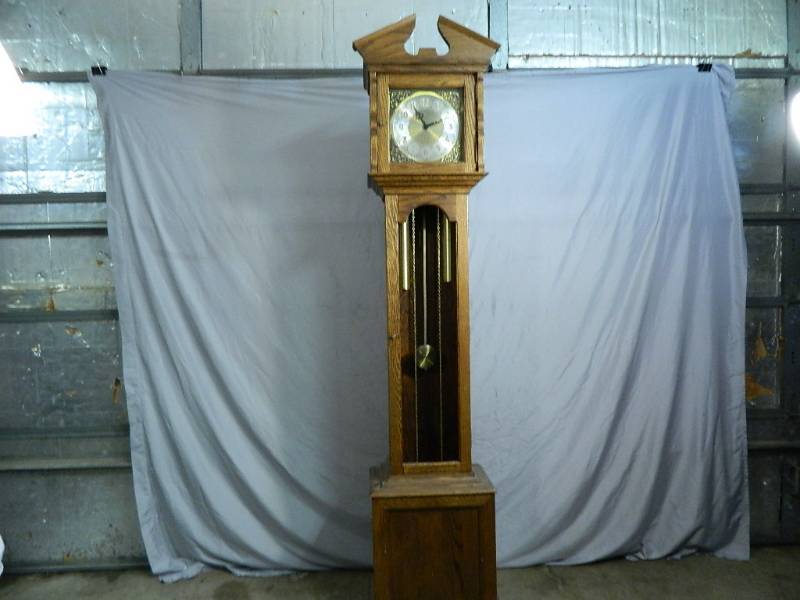 lot 154 image: Grandfather Clock