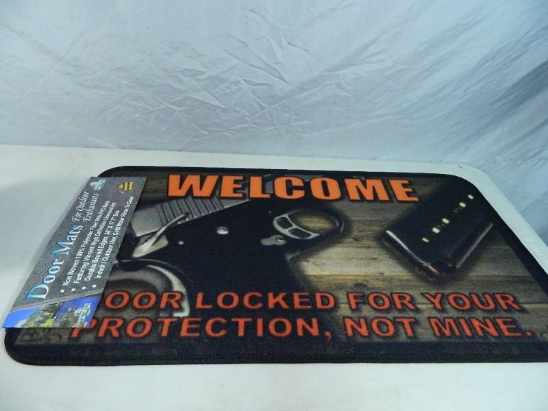 lot 28 image: New Novelty Door Mat