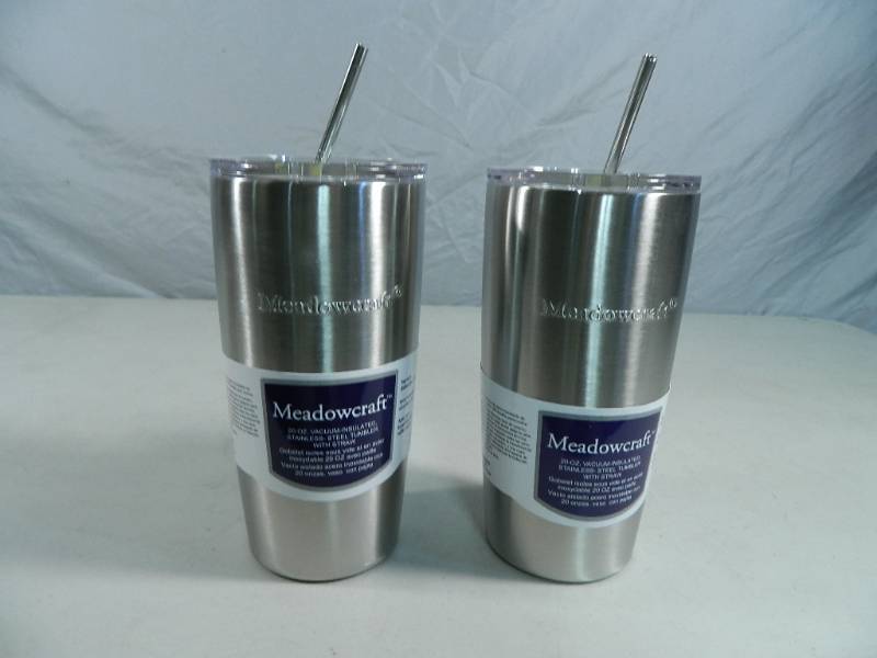 lot 39 image: 2 New Meadowcraft Tumblers with Metal Straws