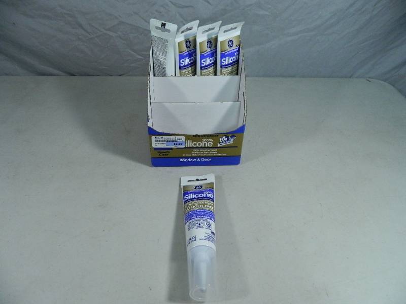 lot 45 image: 5 New Tubes of 100% Waterproof Window and Door Silicone