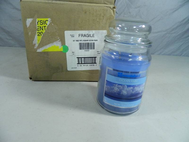 lot 46 image: 4 New Large Jar Candles