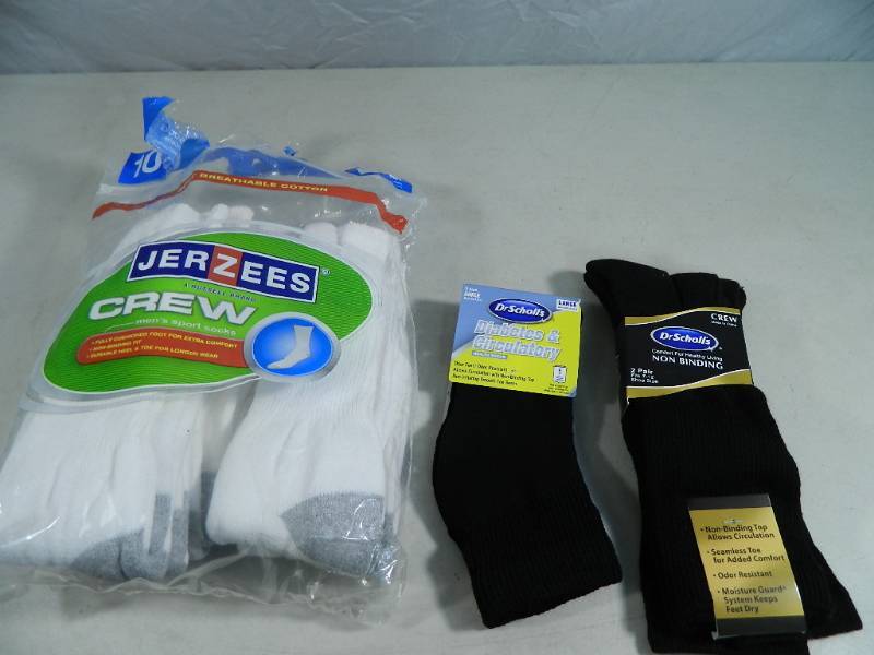 lot 49 image: 10 New Pairs of Socks