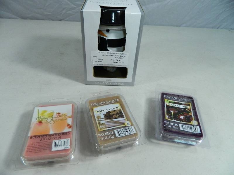 lot 54 image: New Plug In Wax Warmer and Wax Melts
