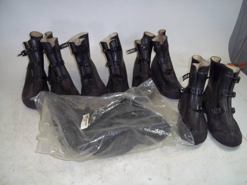 5 Pair of overshoes unused
