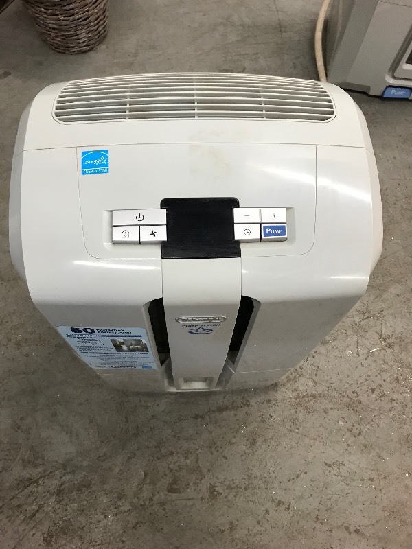 lot 14 image: Delonghi Dehumidfier - Powers on Only