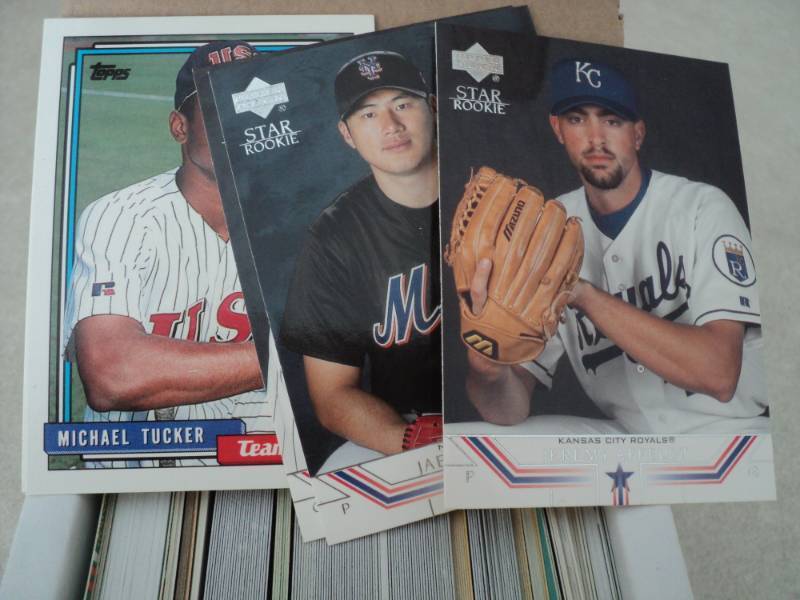 200 Baseball Rookie Cards...