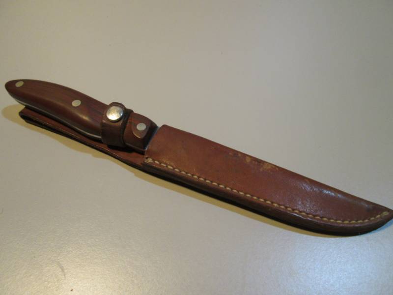 lot 50 image: Vintage 9 12 Cutco 62 Knife with ...