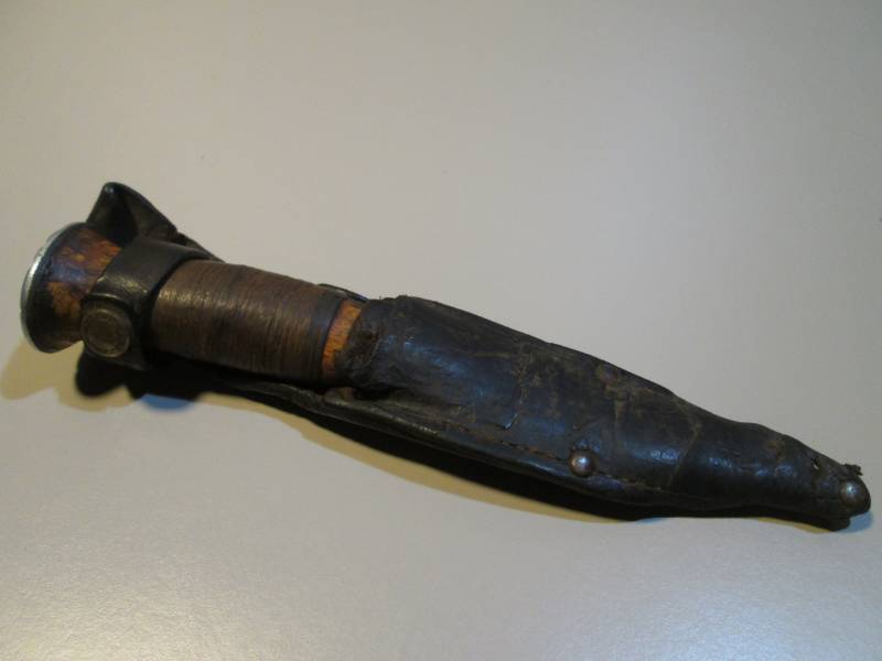 lot 52 image: Vintage 8 12 Knife with Sheath  F...