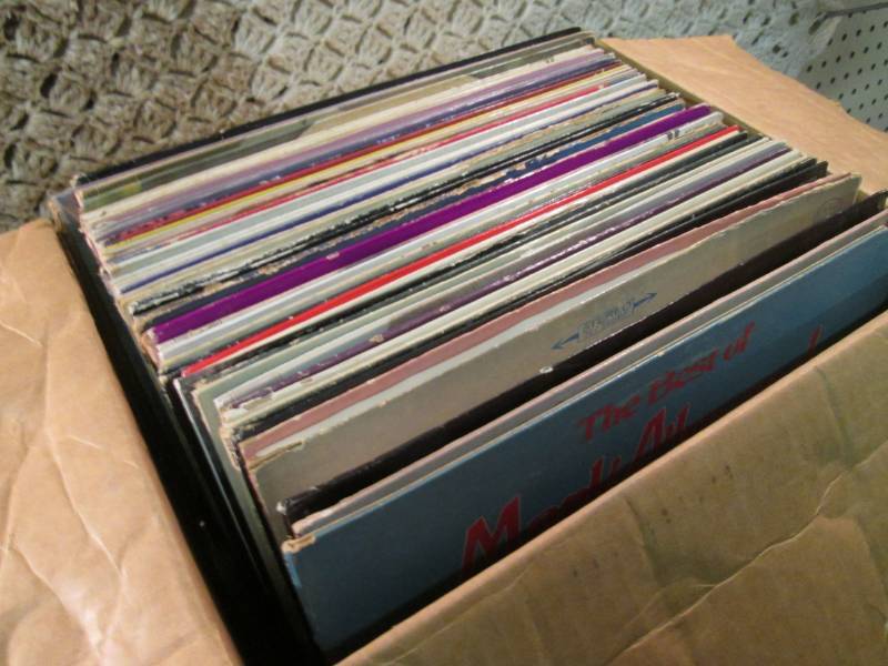 lot 112 image: Lot of Vintage Records Approx 45 Se...