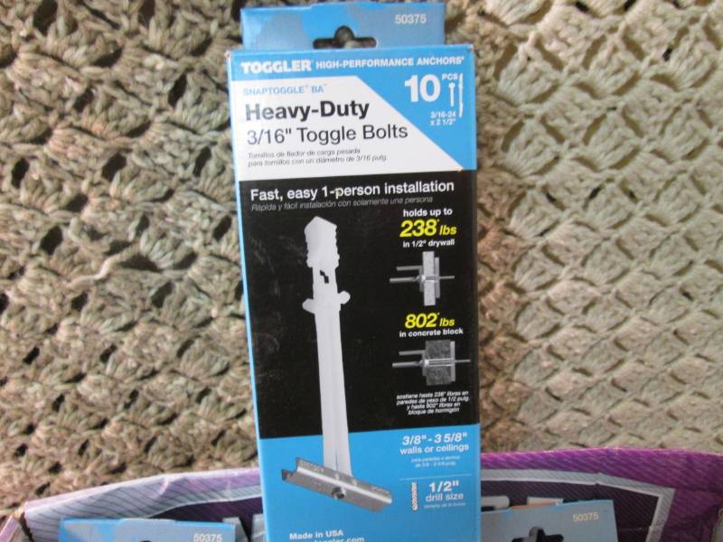 lot 150 image: 8 Boxes of Toggler  Heavy Duty 316...