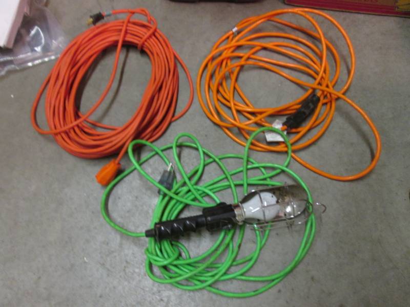lot 156 image: Lot of 2 Extension Cords and Work L...