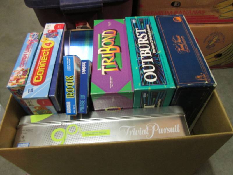 lot 184 image: Lot of Misc Board Games Etc.  RMT...