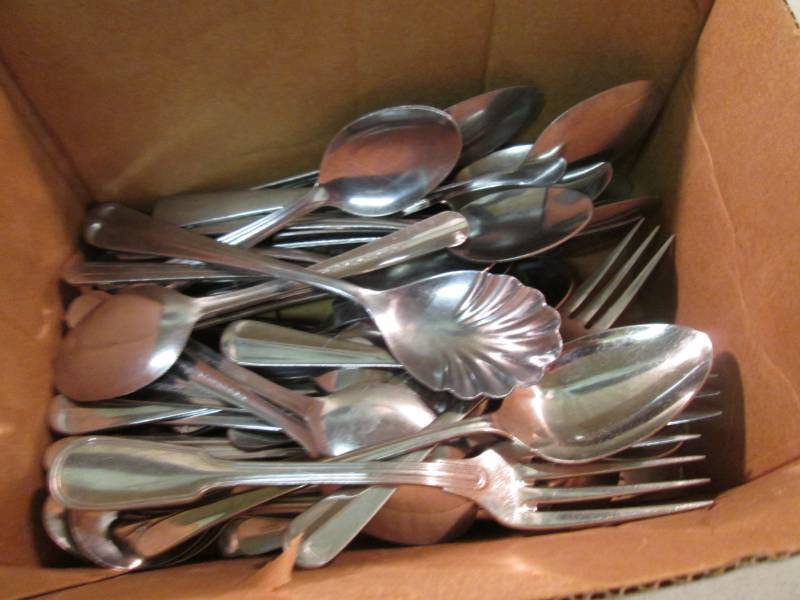 lot 193 image: Lot of Vintage Silverware  D-3...