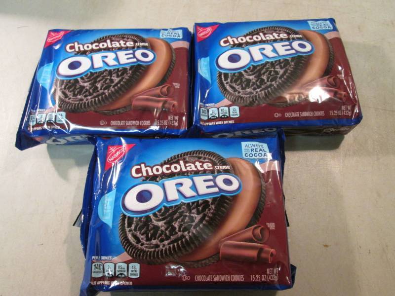 lot 201 image: 3 Packs of Chocolate Creme Oreo Coo...