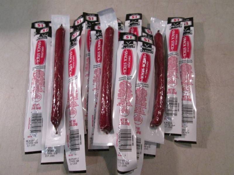 lot 220 image: 20 Jack Links Classics Original Sna...
