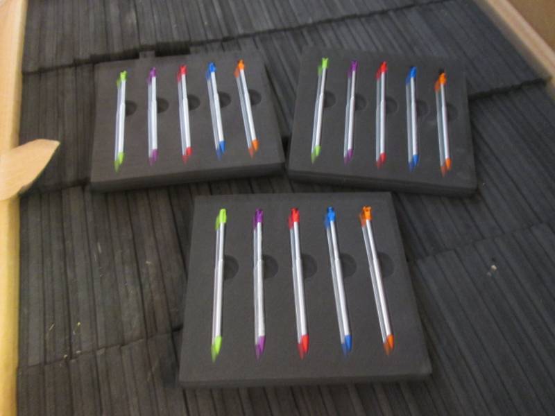 lot 264 image: Case of 450 5-Packs of Nintendo DS ...