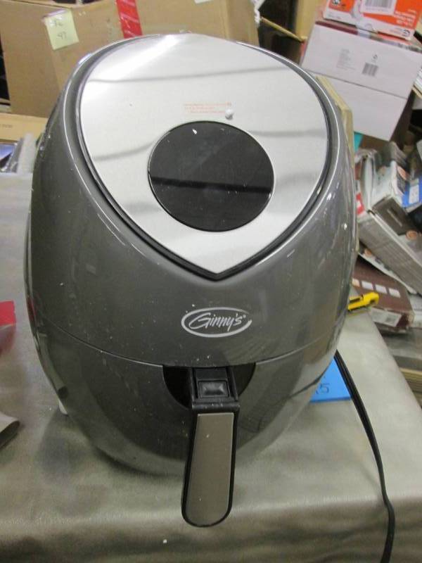 lot 15 image: X-Large Air Fryer by Ginnys open b...